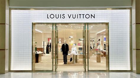 is louis vuitton cheaper in kuwait|louis vuitton kuwait price.